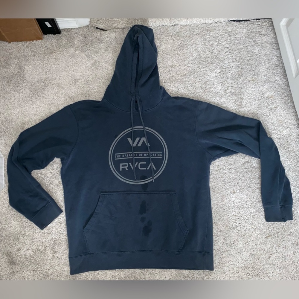 Men’s medium RVCA hoodie